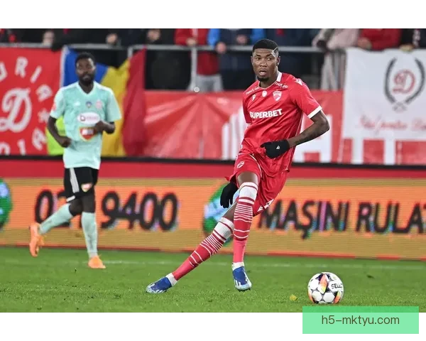 外媒迪纳摩拒绝泰山肯尼迪报价