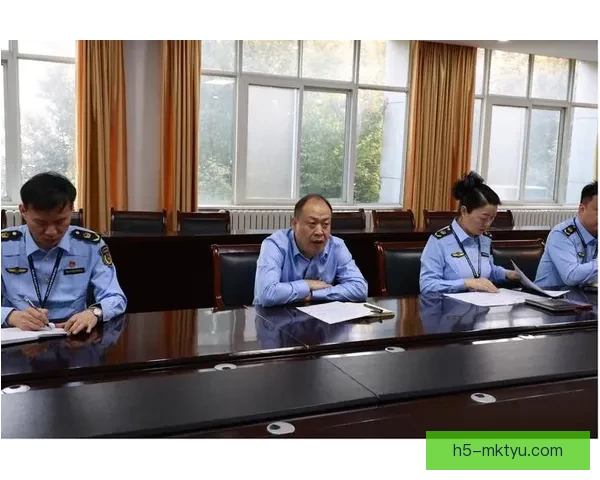 刚宣誓执法44岁名哨引争议 刚宣誓执法44岁名哨引争议